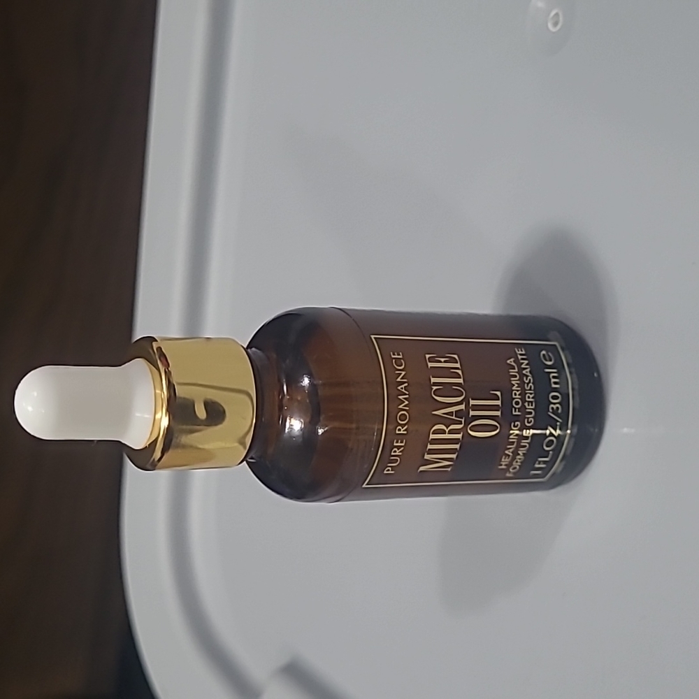 Pure romance. Miracle oil